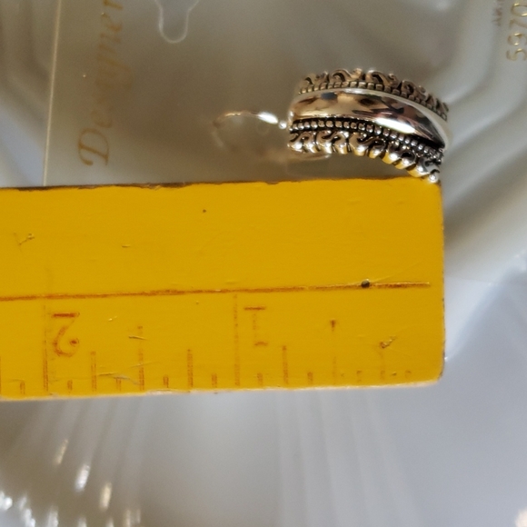 Designer Collection Earrings - Picture 3 of 3